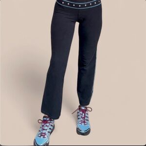 Vintage Y2K Low Rise Studded Capri Yoga Pants Activewear Pants